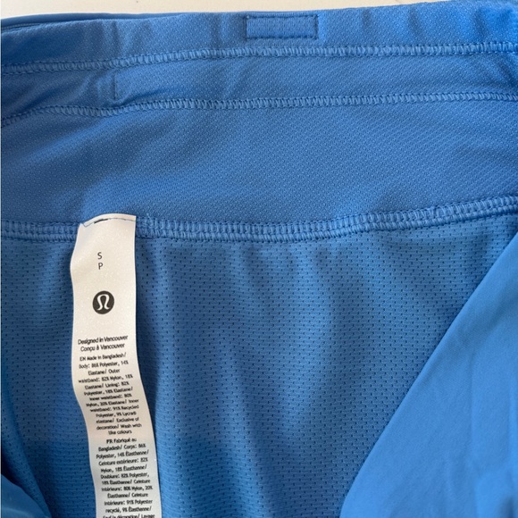 Lululemon Athletica - Fast and Free high rise 3” split shorts - small - pool - Picture 4 of 7